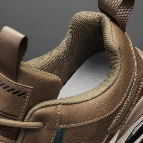 Premiere Sneakers + Spezialgeschenk